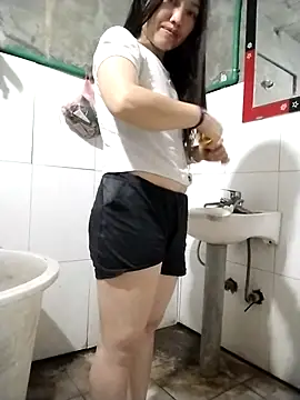 Lovephay8x online show from April 4, 11:17 am