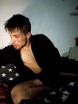 Snapshot of Bosik23 chatting on March 4, 12:18 am Bosik23 online show from March 4, 12:18 am