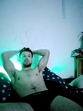 Snapshot of Bosik23 chatting on February 12, 1:38 am Bosik23 online show from February 12, 1:38 am