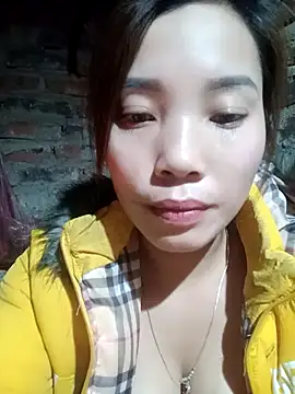 yeutinh00 online show from January 6, 7:12 am