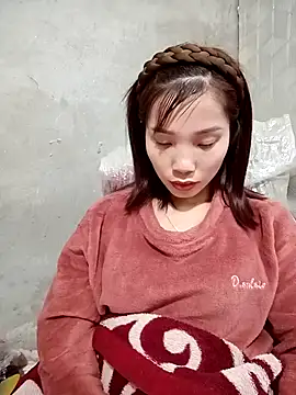 yeutinh00 online show from February 8, 3:59 am