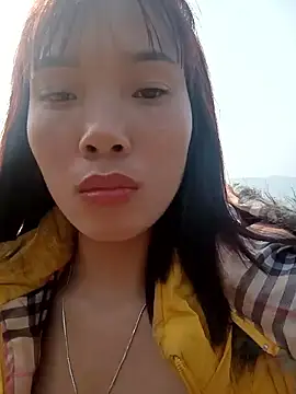 yeutinh00 online show from January 13, 6:06 am