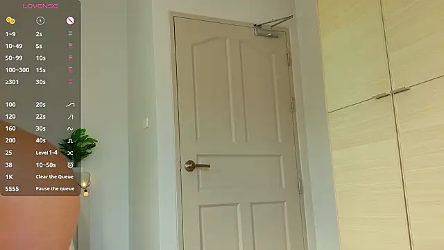 MilaReef online show from February 6, 9:05 am