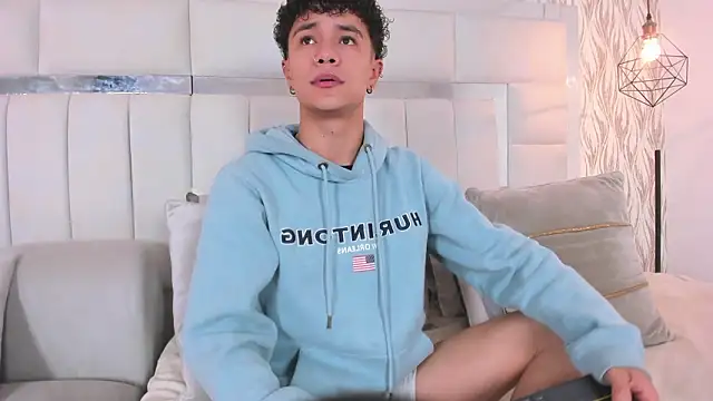 imxxjoel online show from February 18, 4:21 am