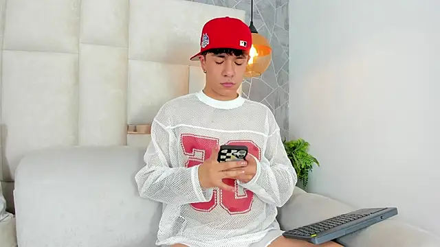 imxxjoel online show from March 29, 5:09 am