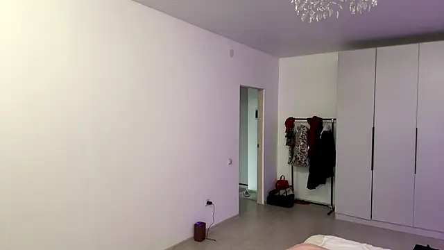 Snapshot of Missfit_ chatting on January 8, 9:37 am Missfit online show from January 8, 9:37 am