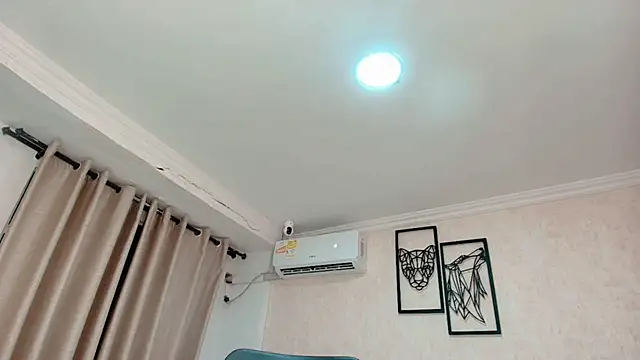 littlemolly walcott online show from March 30, 11:28 pm