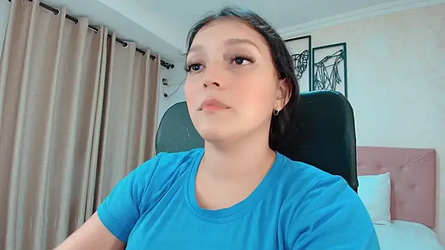 Snapshot of littlemolly_walcott chatting on July 7, 11:41 pm littlemolly walcott online show from July 7, 11:41 pm
