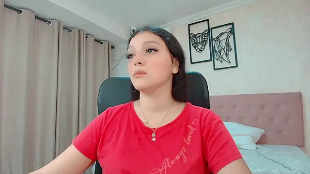 littlemolly walcott online show from May 7, 11:08 pm