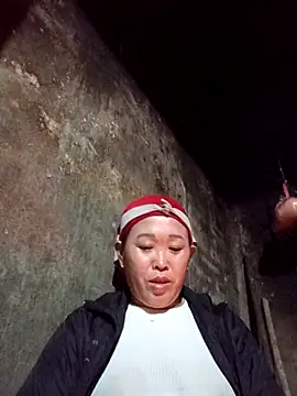 dakota-kis online show from February 13, 1:11 pm