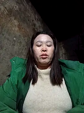 dakota-kis online show from February 6, 12:06 am