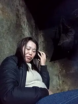 dakota-kis online show from January 12, 1:18 pm