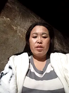 dakota-kis online show from March 4, 12:02 pm