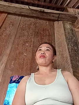 dakota-kis online show from April 6, 5:08 am