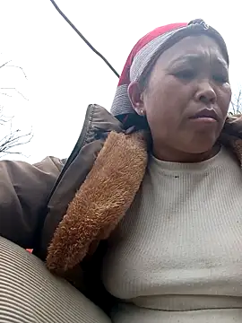 dakota-kis online show from February 17, 4:32 am