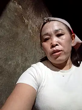 dakota-kis online show from February 12, 12:10 am