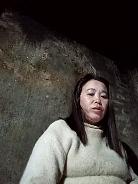 dakota-kis online show from January 7, 11:48 am