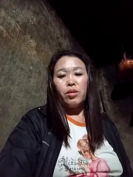 dakota-kis online show from February 24, 12:39 pm