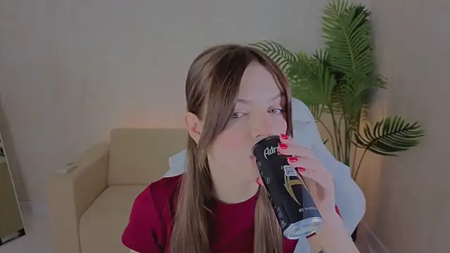 Ellya me online show from January 17, 8:40 am