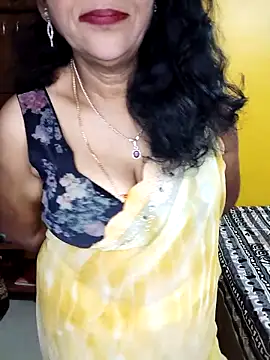 Snapshot of Maya_kannada chatting on February 26, 3:23 pm Maya kannada online show from February 26, 3:23 pm