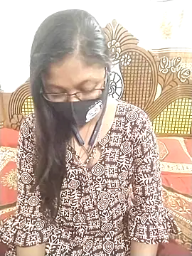 sumi couele18 online show from April 9, 6:58 pm