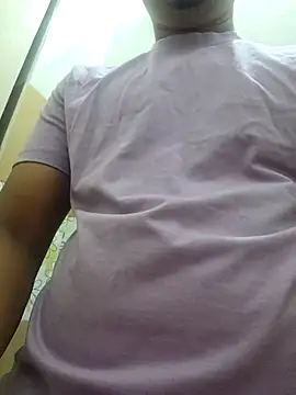 jerryrooh69 online show from April 10, 7:32 pm