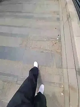 jerryrooh69 online show from April 7, 8:38 am