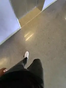 jerryrooh69 online show from April 8, 8:05 am