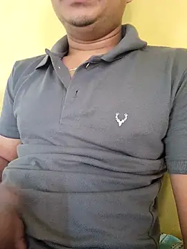 Snapshot of jerryrooh69 chatting on February 21, 3:52 am jerryrooh69 online show from February 21, 3:52 am