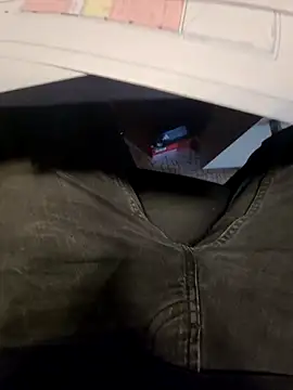 jerryrooh69 online show from March 30, 8:49 am