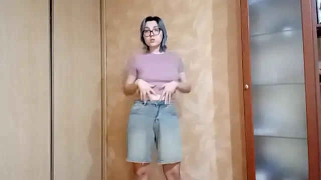 EvonTabb online show from February 4, 2:12 pm