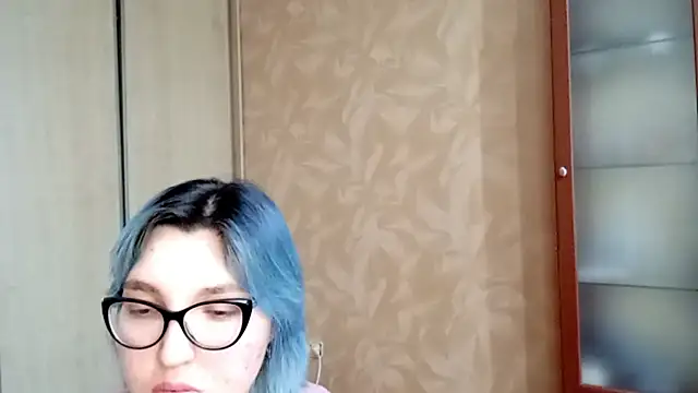 EvonTabb online show from January 13, 6:06 am