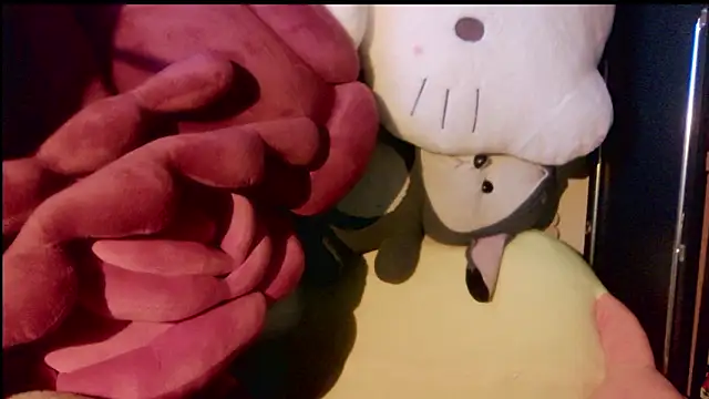 Snapshot of Girl-wets chatting on February 12, 7:52 am Girl-wets online show from February 12, 7:52 am