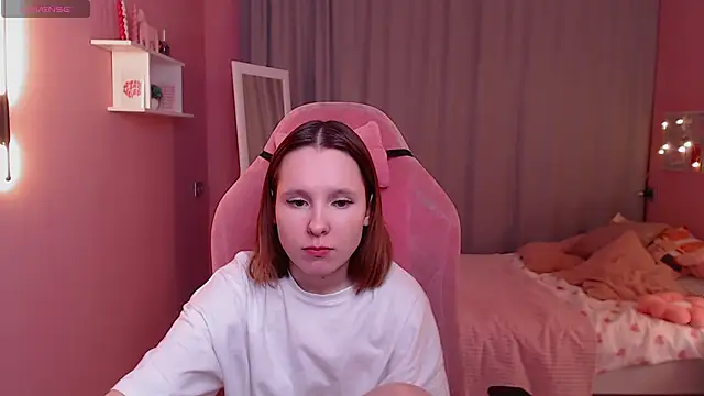 Haya Harareet online show from January 11, 1:12 am