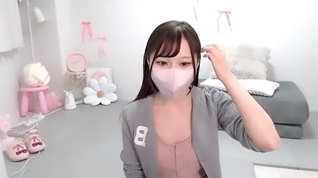 Sana xxx online show from January 13, 6:17 am