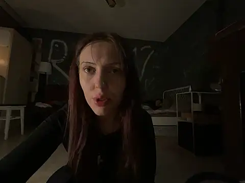 EmmaLyrica online show from April 18, 11:16 pm