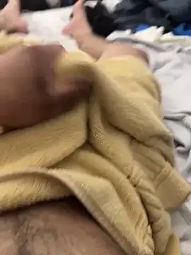 elpapigrande12 online show from March 22, 11:39 pm