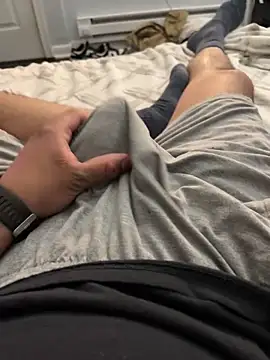 elpapigrande12 online show from February 22, 2:25 am