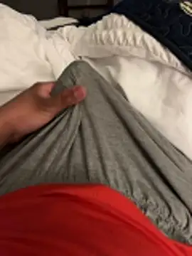 elpapigrande12 online show from March 11, 4:39 am