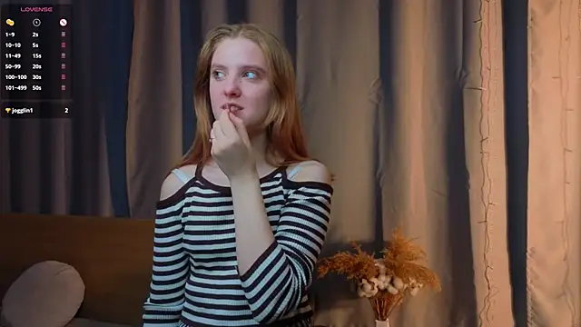 RennaHettes online show from April 18, 1:08 am