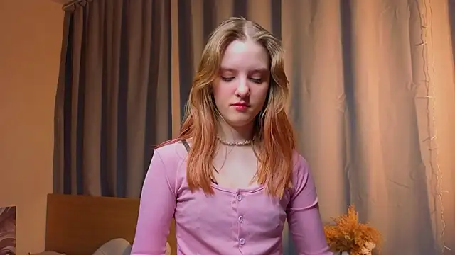 RennaHettes online show from March 13, 1:10 am