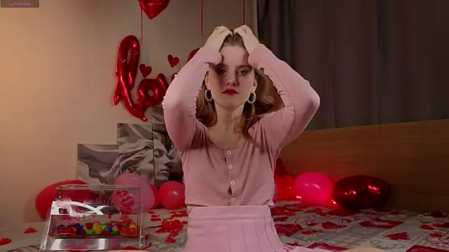 RennaHettes online show from February 14, 1:06 am