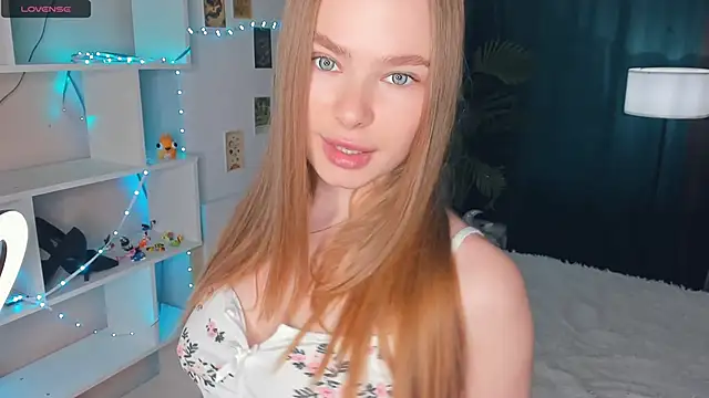 Icehoneybyte online show from April 15, 7:03 am