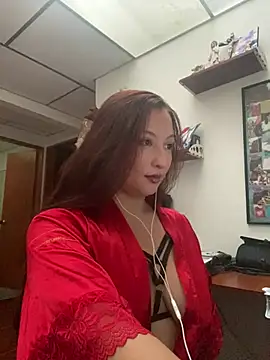 Scarlet auraa online show from January 11, 10:05 pm