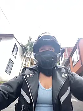 Scarlet auraa online show from March 10, 8:46 pm