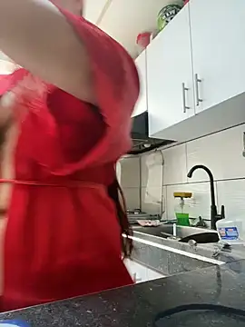 Scarlet auraa online show from April 11, 3:59 pm