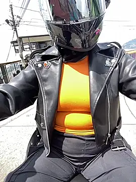 Scarlet auraa online show from March 6, 4:02 pm