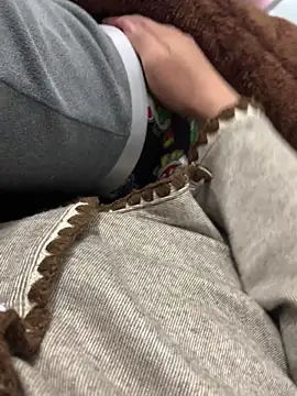 Snapshot of duyenem2k chatting on March 8, 12:41 pm duyenem2k online show from March 8, 12:41 pm