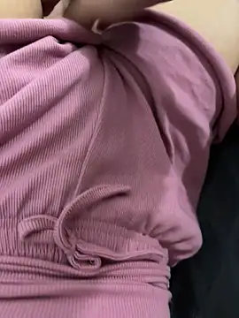 Snapshot of duyenem2k chatting on March 19, 1:38 am duyenem2k online show from March 19, 1:38 am