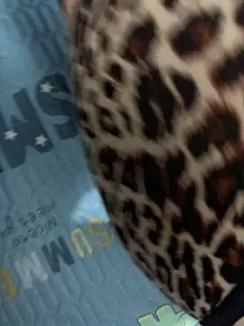 Snapshot of duyenem2k chatting on March 14, 1:00 am duyenem2k online show from March 14, 1:00 am